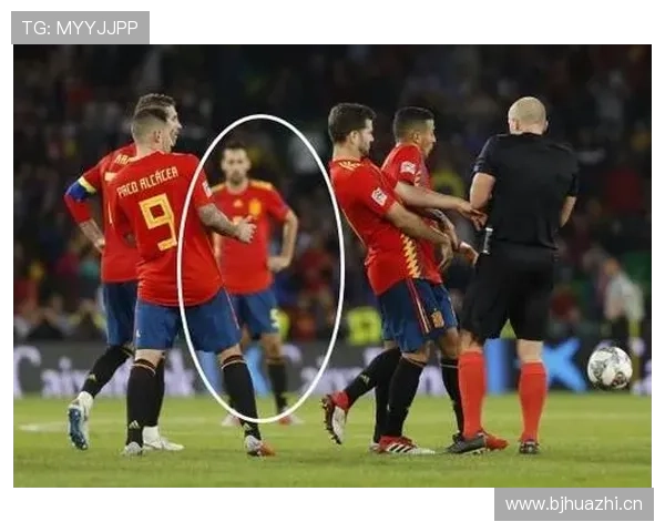 场外替补席冲突如何影响裁判判罚和比赛规则解读