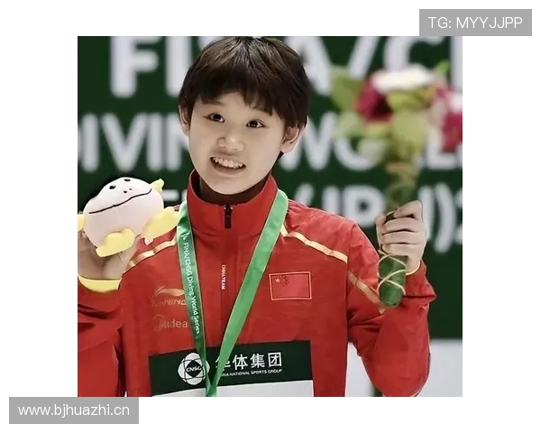 张家齐训练完随手买个包，比我半年工资还贵